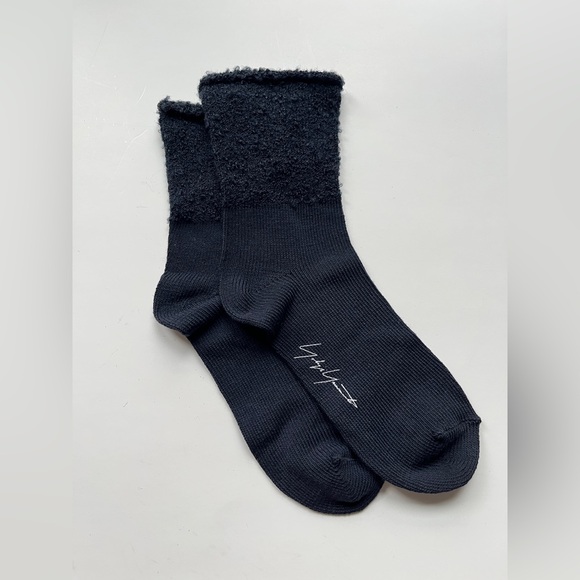 Yohji Yamamoto Accessories - Yohji Yamamoto Textured Black Socks